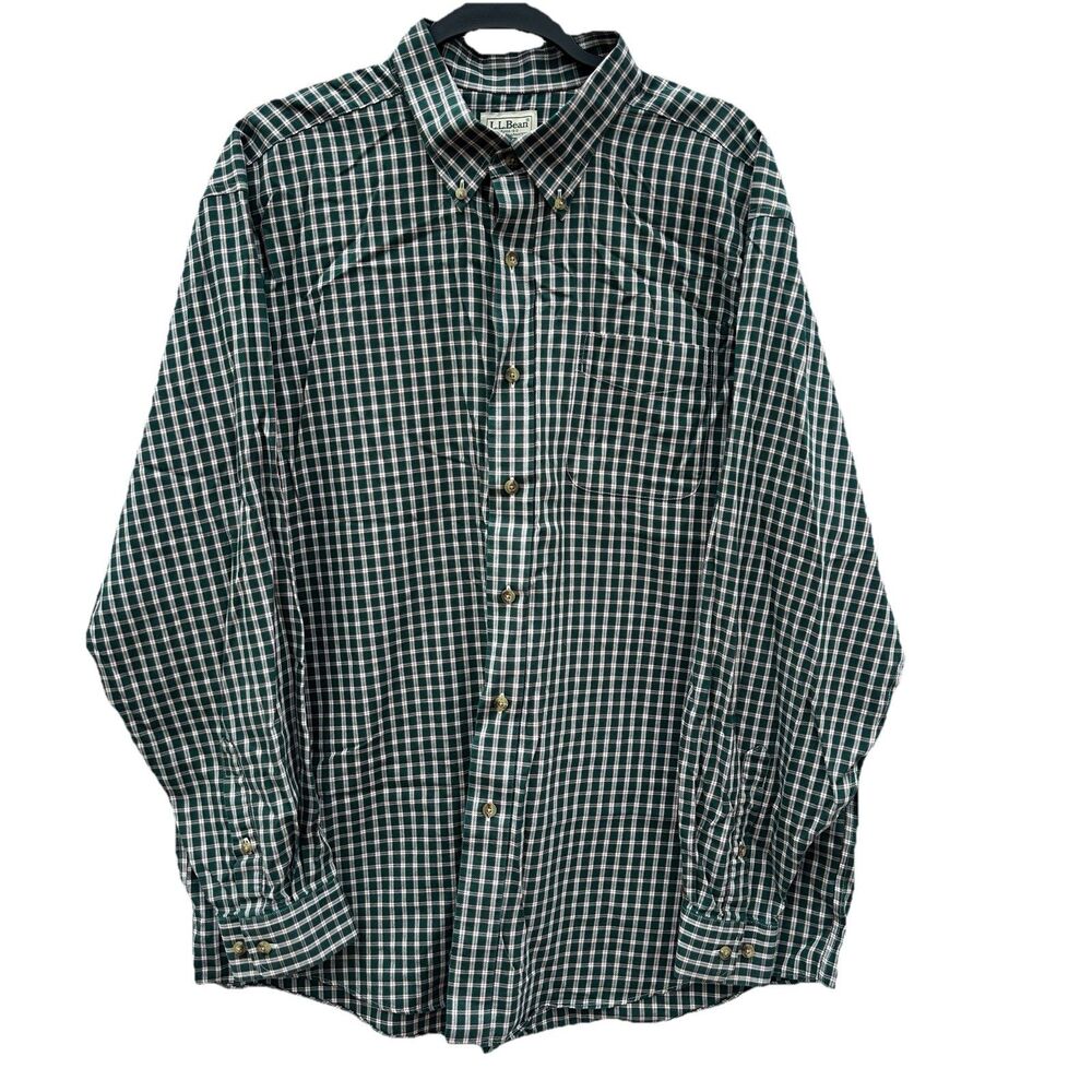 LL Bean Men’s Size XL Traditional Fit Green and White Plaid  Button Up Shirt